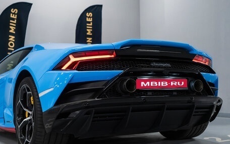 Lamborghini Huracán, 2022 год, 26 990 000 рублей, 17 фотография