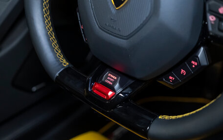 Lamborghini Huracán, 2022 год, 26 990 000 рублей, 35 фотография