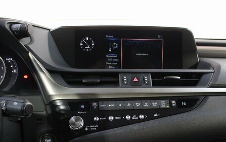 Lexus ES VII, 2020 год, 3 750 000 рублей, 6 фотография