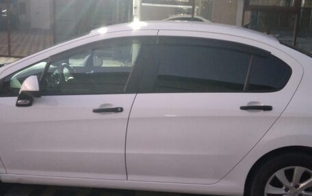 Peugeot 408 I рестайлинг, 2012 год, 760 000 рублей, 3 фотография