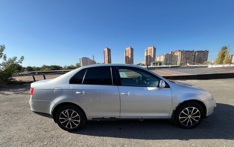 Volkswagen Jetta VI, 2006 год, 480 000 рублей, 3 фотография