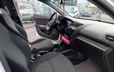 KIA Rio III рестайлинг, 2017 год, 989 000 рублей, 9 фотография