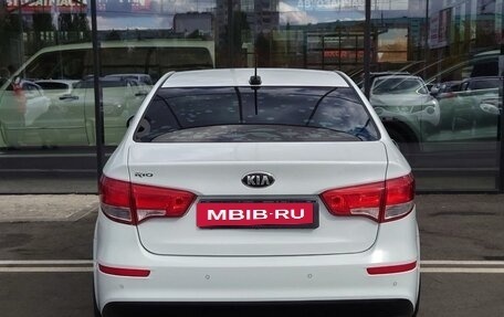 KIA Rio III рестайлинг, 2017 год, 989 000 рублей, 6 фотография