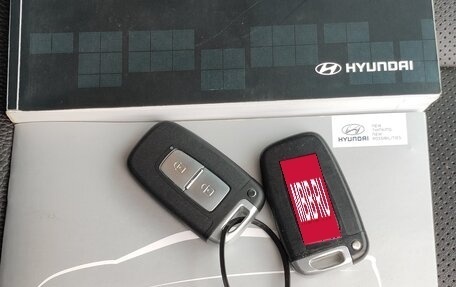 Hyundai Santa Fe III рестайлинг, 2012 год, 1 550 000 рублей, 27 фотография