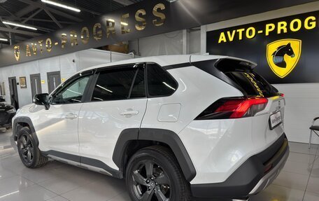 Toyota RAV4, 2023 год, 3 590 000 рублей, 6 фотография