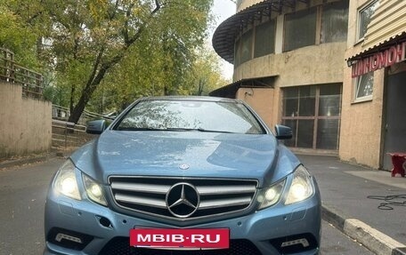 Mercedes-Benz E-Класс, 2011 год, 1 380 000 рублей, 5 фотография