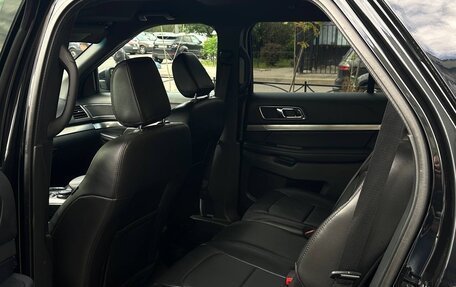 Ford Explorer VI, 2018 год, 2 990 000 рублей, 8 фотография