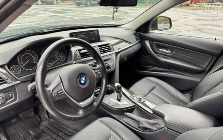 BMW 3 серия, 2012 год, 2 200 000 рублей, 13 фотография