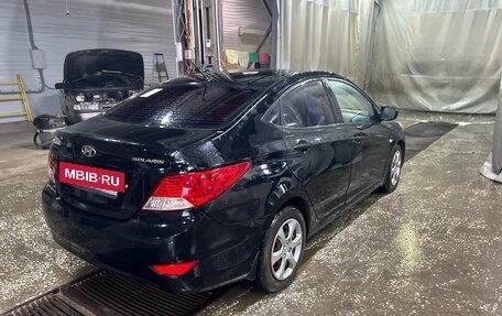 Hyundai Solaris II рестайлинг, 2012 год, 630 000 рублей, 2 фотография