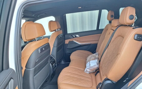 BMW X7, 2022 год, 9 фотография