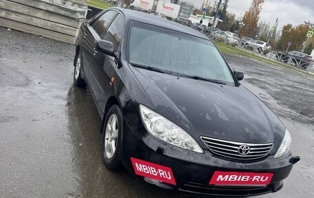 Toyota Camry V40, 2004 год, 860 000 рублей, 2 фотография