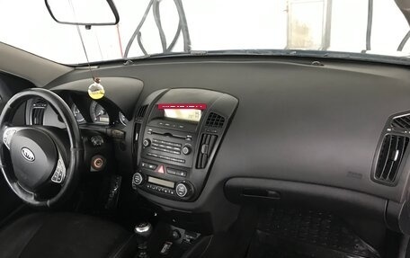 KIA cee'd I рестайлинг, 2008 год, 600 000 рублей, 5 фотография