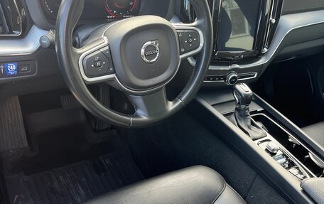 Volvo XC60 II, 2018 год, 4 200 000 рублей, 8 фотография