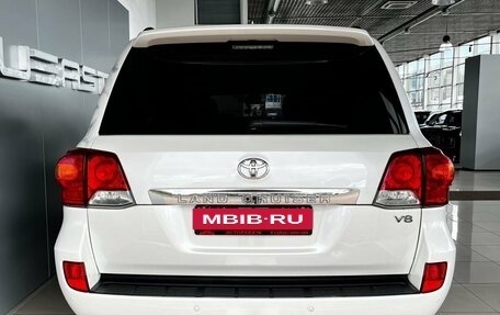 Toyota Land Cruiser 200, 2013 год, 2 999 000 рублей, 6 фотография