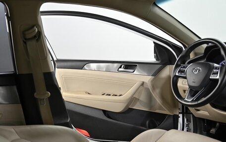 Hyundai Sonata VII, 2019 год, 1 419 000 рублей, 9 фотография