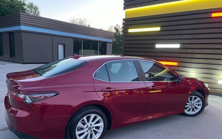 Toyota Camry, 2022 год, 2 750 000 рублей, 17 фотография