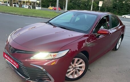 Toyota Camry, 2022 год, 2 750 000 рублей, 20 фотография
