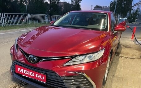 Toyota Camry, 2022 год, 2 750 000 рублей, 25 фотография