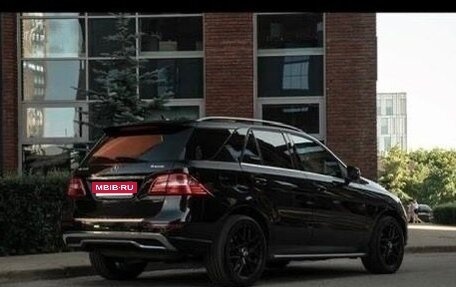Mercedes-Benz M-Класс, 2013 год, 1 998 000 рублей, 2 фотография