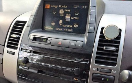 Toyota Prius, 2003 год, 420 000 рублей, 8 фотография