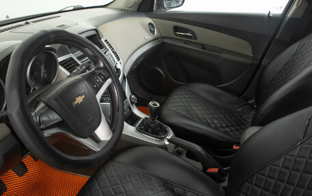 Chevrolet Cruze II, 2009 год, 499 000 рублей, 9 фотография