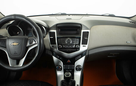 Chevrolet Cruze II, 2009 год, 499 000 рублей, 14 фотография