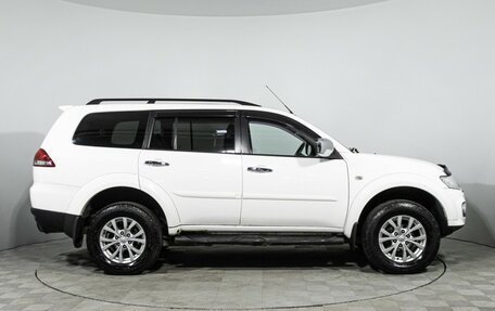 Mitsubishi Pajero Sport II рестайлинг, 2013 год, 1 799 777 рублей, 4 фотография