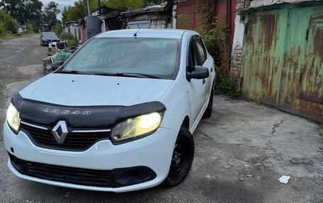 Renault Logan II, 2014 год, 280 000 рублей, 2 фотография