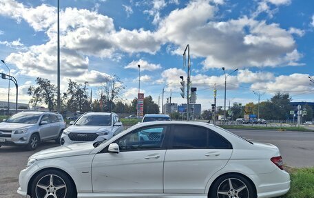 Mercedes-Benz C-Класс, 2010 год, 999 000 рублей, 2 фотография