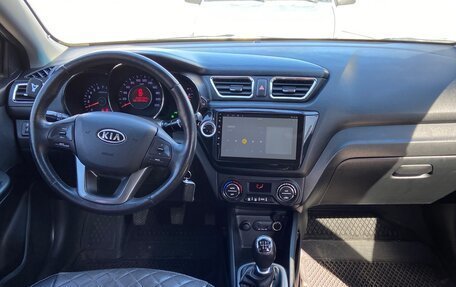 KIA Rio III рестайлинг, 2013 год, 800 000 рублей, 3 фотография