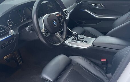 BMW 3 серия, 2019 год, 2 900 000 рублей, 9 фотография