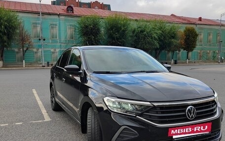 Volkswagen Polo VI (EU Market), 2022 год, 1 600 000 рублей, 2 фотография