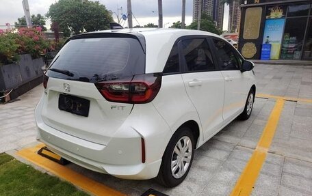 Honda Fit, 2022 год, 1 370 000 рублей, 4 фотография