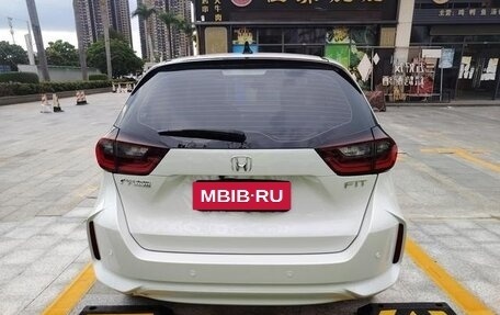 Honda Fit, 2022 год, 1 370 000 рублей, 6 фотография