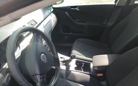 Volkswagen Passat B6, 2006 год, 650 000 рублей, 5 фотография