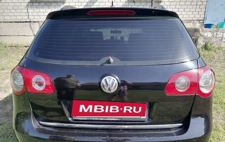 Volkswagen Passat B6, 2006 год, 650 000 рублей, 3 фотография