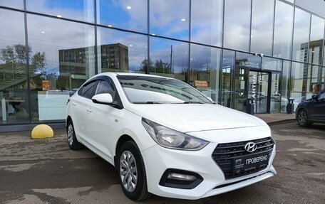 Hyundai Solaris II рестайлинг, 2018 год, 1 099 000 рублей, 3 фотография
