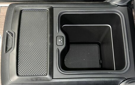 Land Rover Range Rover IV рестайлинг, 2022 год, 17 990 000 рублей, 20 фотография
