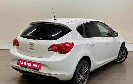 Opel Astra J, 2013 год, 699 000 рублей, 2 фотография