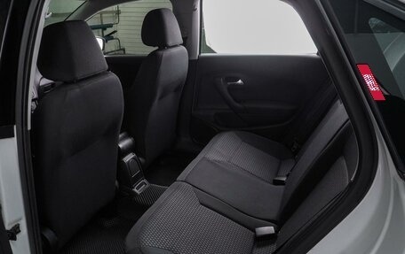 Volkswagen Polo VI (EU Market), 2013 год, 969 000 рублей, 11 фотография