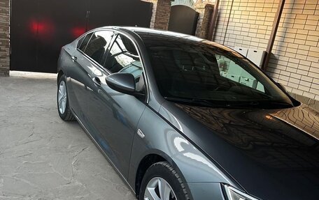 Opel Insignia II рестайлинг, 2019 год, 1 600 000 рублей, 4 фотография