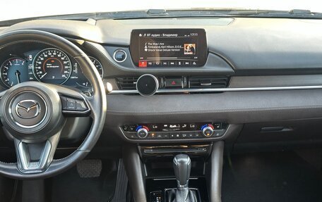 Mazda 6, 2019 год, 2 900 000 рублей, 21 фотография