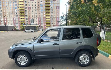 Chevrolet Niva I рестайлинг, 2013 год, 535 000 рублей, 2 фотография