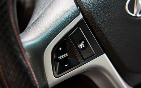 Hyundai Solaris II рестайлинг, 2013 год, 600 000 рублей, 17 фотография