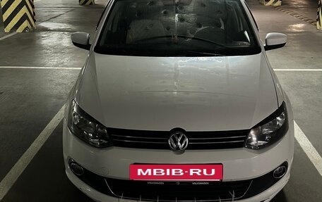 Volkswagen Polo VI (EU Market), 2011 год, 750 000 рублей, 2 фотография