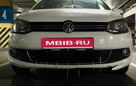 Volkswagen Polo VI (EU Market), 2011 год, 750 000 рублей, 4 фотография
