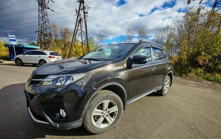 Toyota RAV4, 2014 год, 1 950 000 рублей, 2 фотография