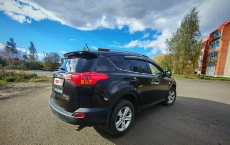 Toyota RAV4, 2014 год, 1 950 000 рублей, 9 фотография