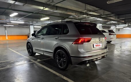 Volkswagen Tiguan II, 2018 год, 2 990 000 рублей, 6 фотография