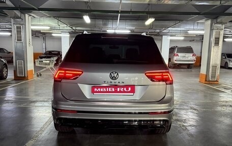 Volkswagen Tiguan II, 2018 год, 2 990 000 рублей, 8 фотография
